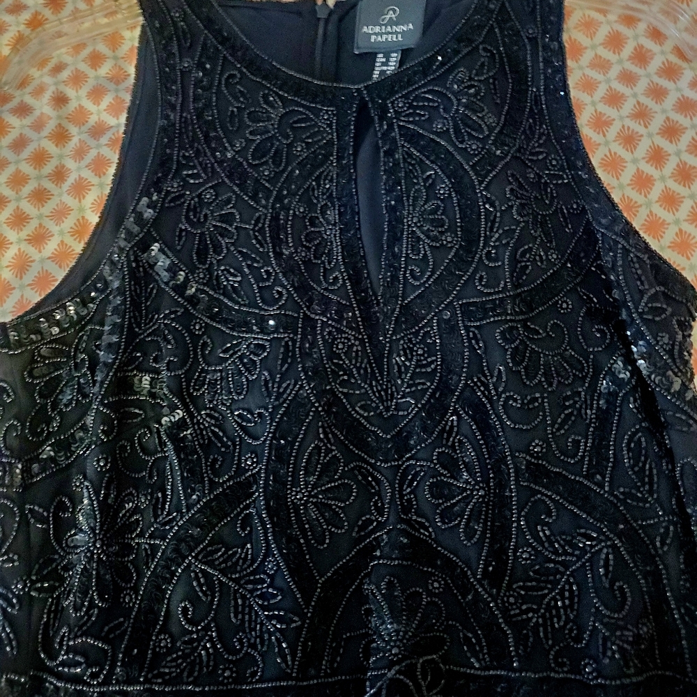 Adrianna Papell Elegant Black Beaded Sleeveless Dress